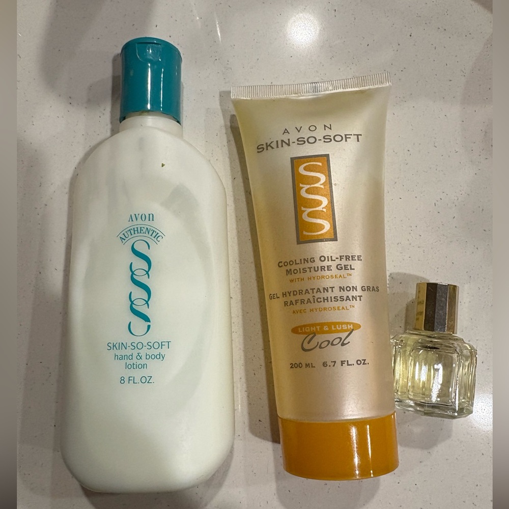 1980s 90s Vintage Avon Skin So Soft Lotion + cooling moisture gel + fragrance